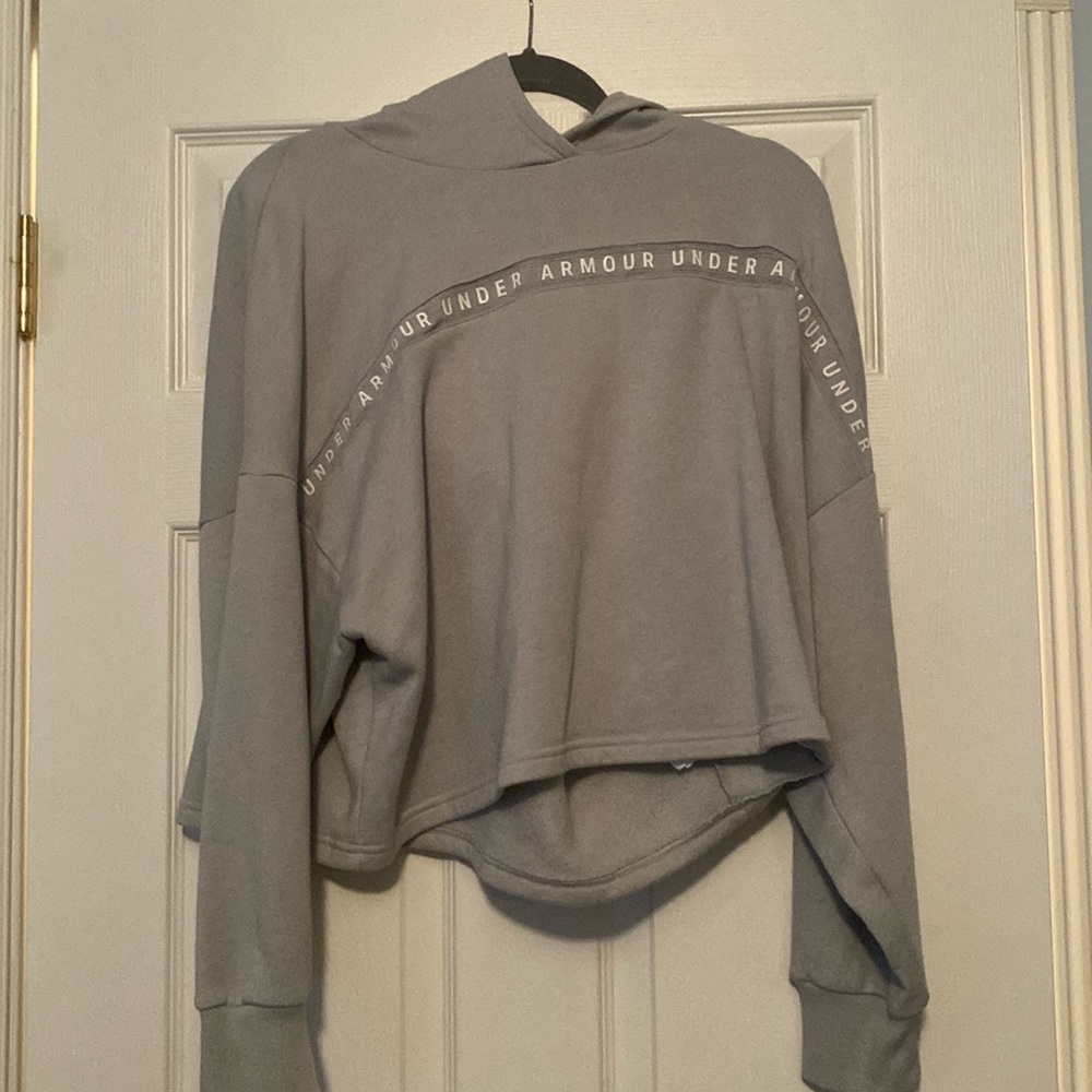Under Armour Cropped Hoodie
